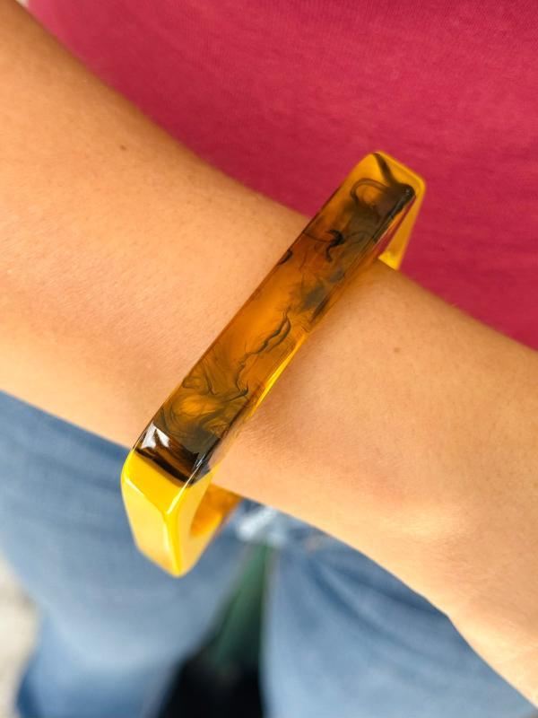 Pulseras acrílicas