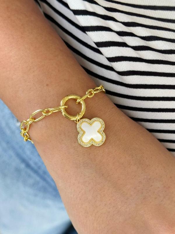 Pulsera de trébol