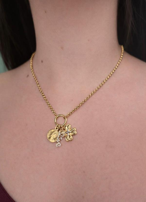 Cadena Flor con dijes