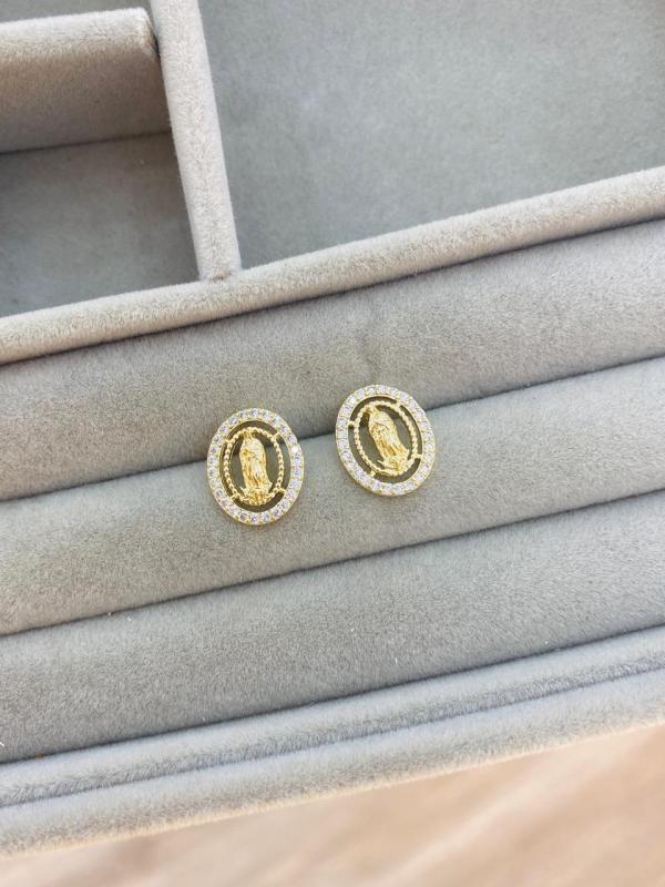 Aretes Virgen