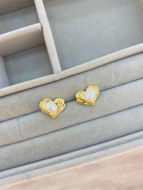 Aretes Corazón Pequeños