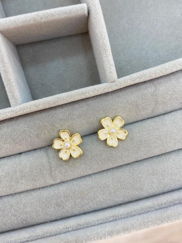 Aretes Flores