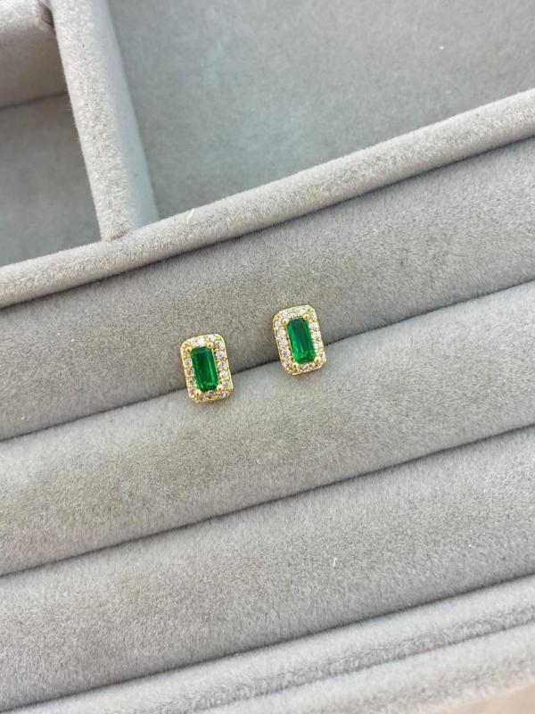 Aretes Verdes