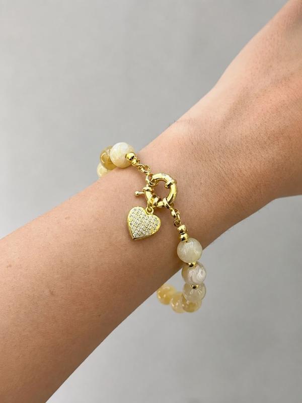 Pulsera Perlas Blancas Dije Corazon