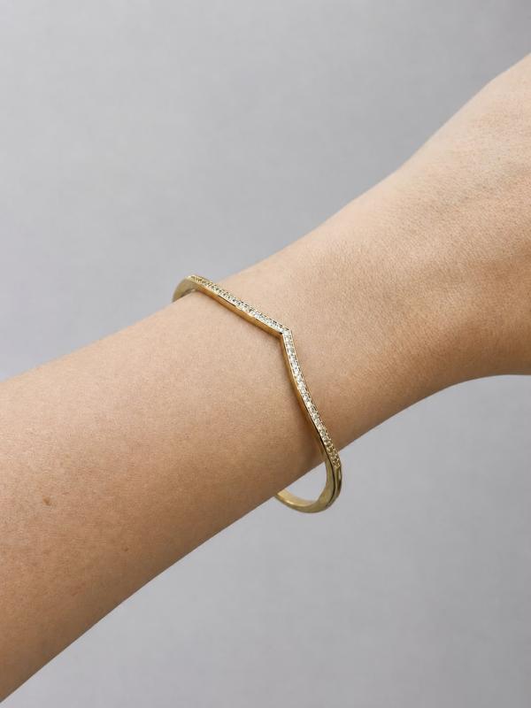 Pulsera Tipo argolla con piedras Dorada