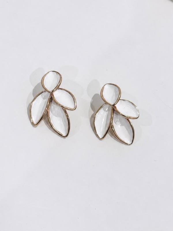 Arete Flor Laurel Blanco