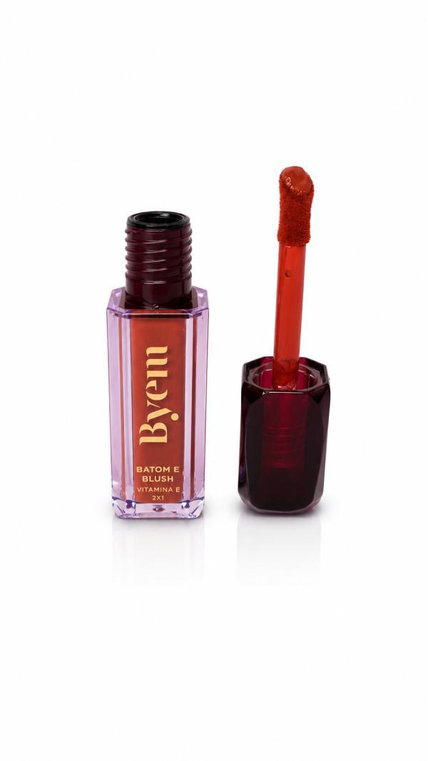 Labial 2 en 1 con Vitamina E