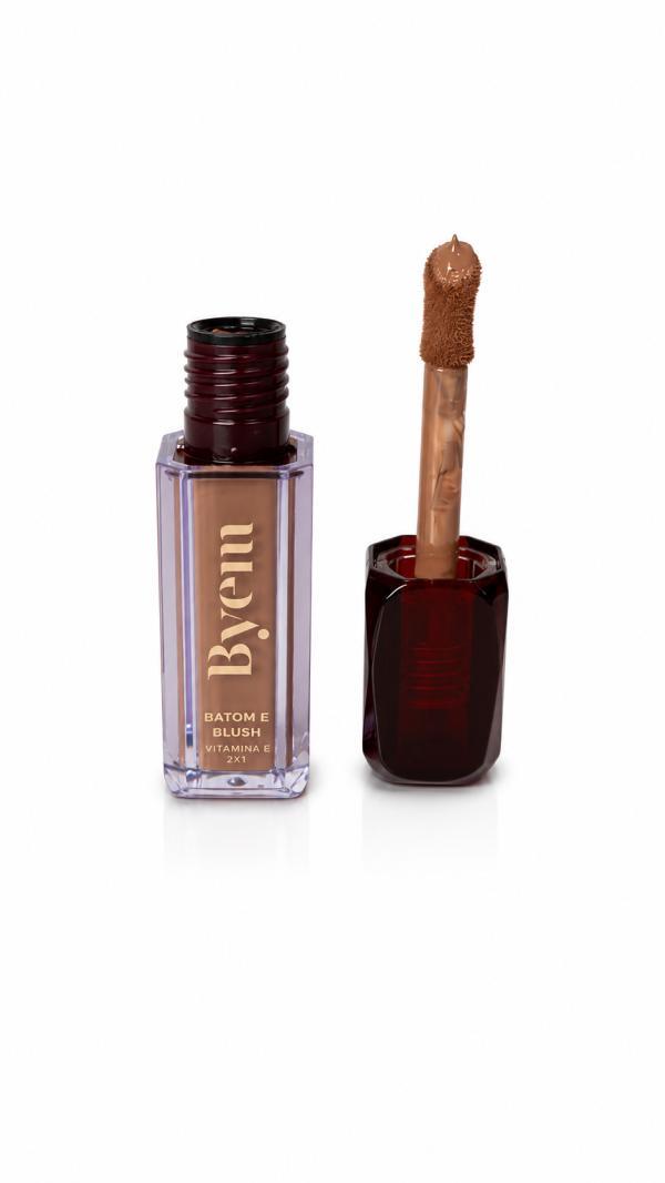 Labial 2 en 1 con Vitamina E